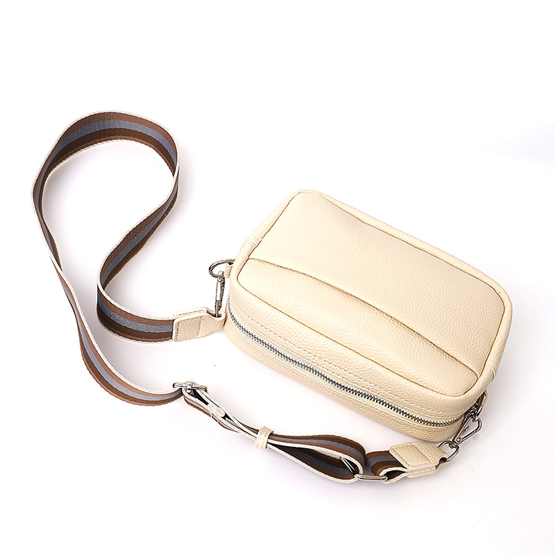 8835 Mini bolso bandolera para mujer de cuero PU de color sólido