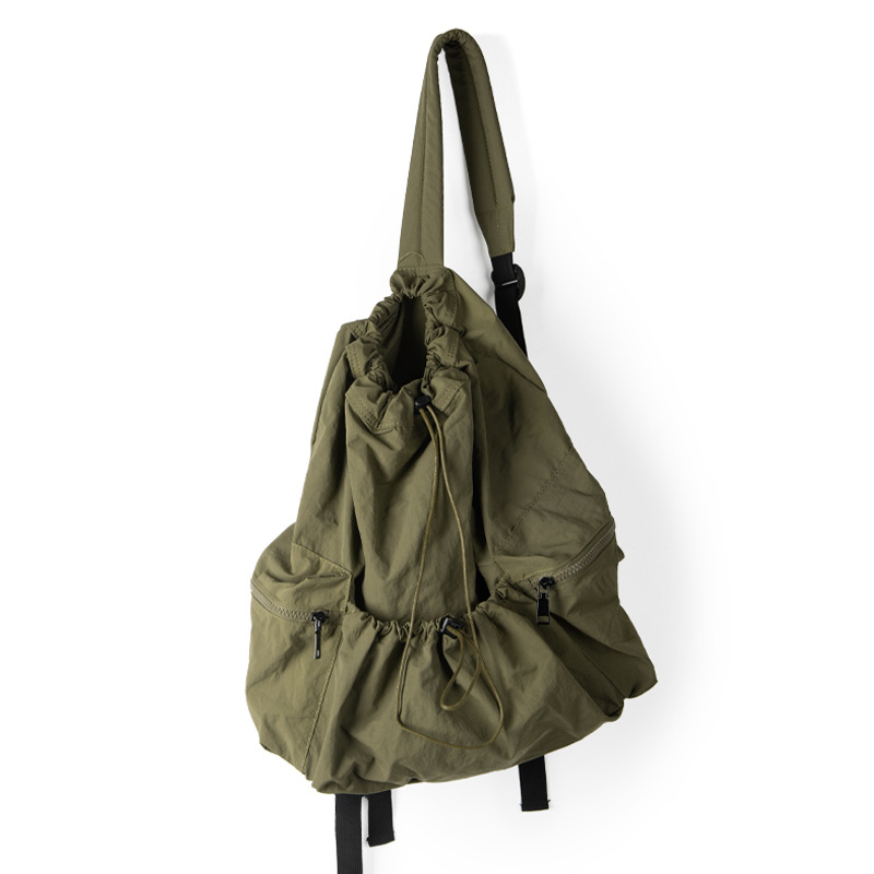 BD-GM130 Mochila ligera de nailon impermeable con cordón